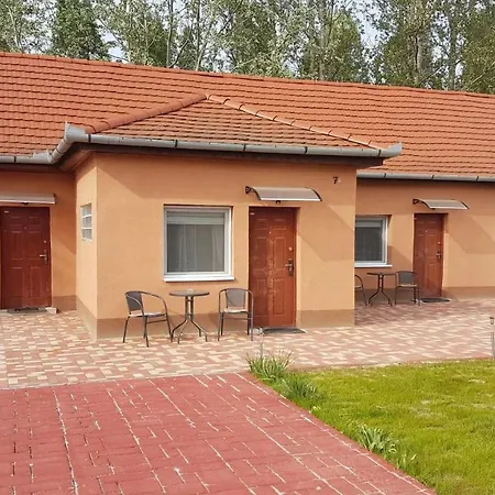 Apartment Angyal Cserkeszolo