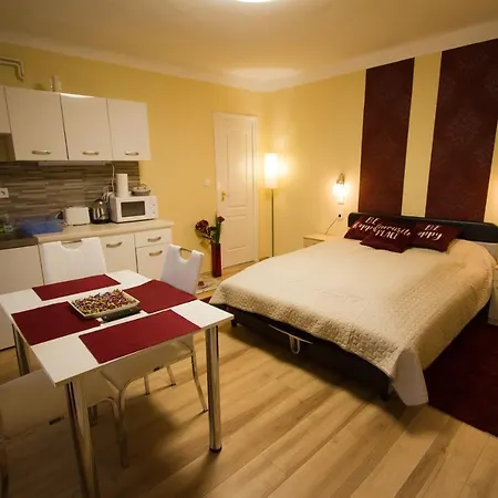 Apartment Angyal Cserkeszolo