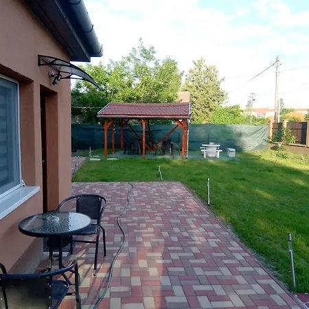 Angyal Apartman Cserkeszőlő